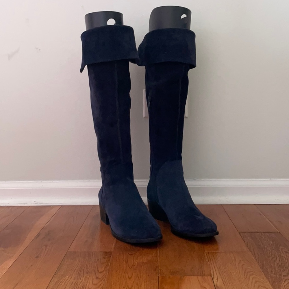 VINCE CAMUTO boots in Navy Blue Suede